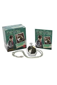 Harry Potter Horcrux Locket and Sticker Book